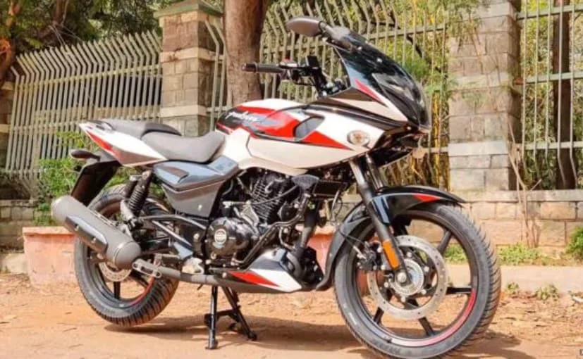 Bajaj Pulsar 220F
