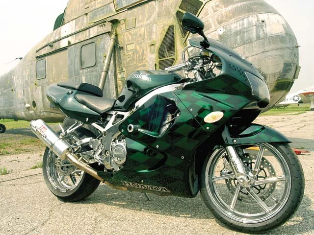 Honda CBR 900 RR