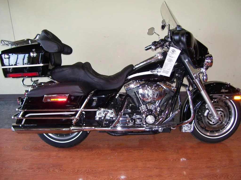 Harley-Davidson FLHTCI Electra Glide Classic