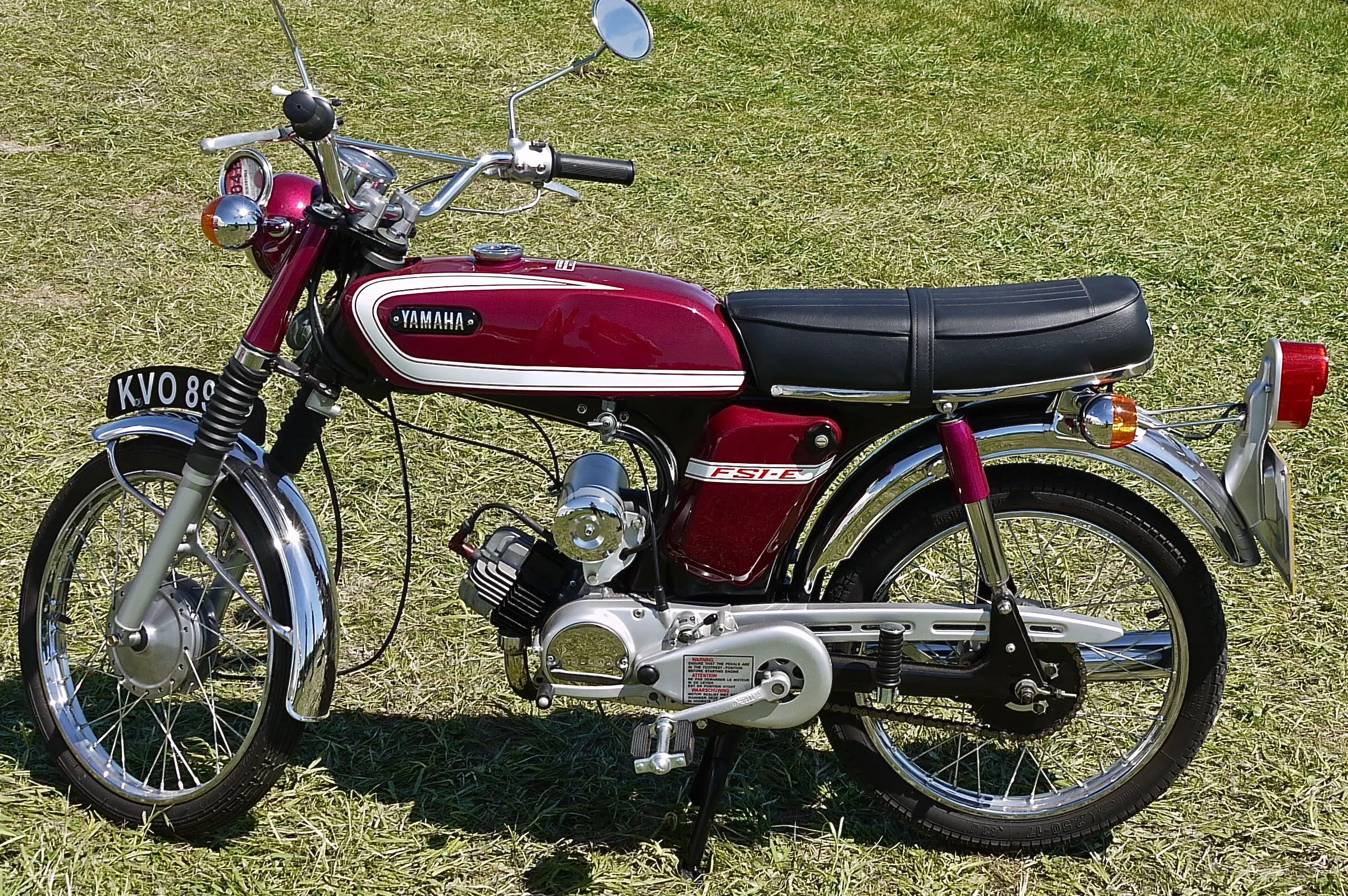 Yamaha FS 1 DX Fizzy