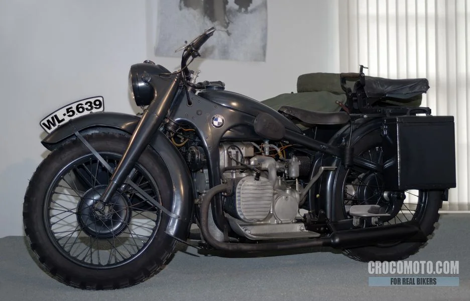 BMW R12 Twin carb 1940