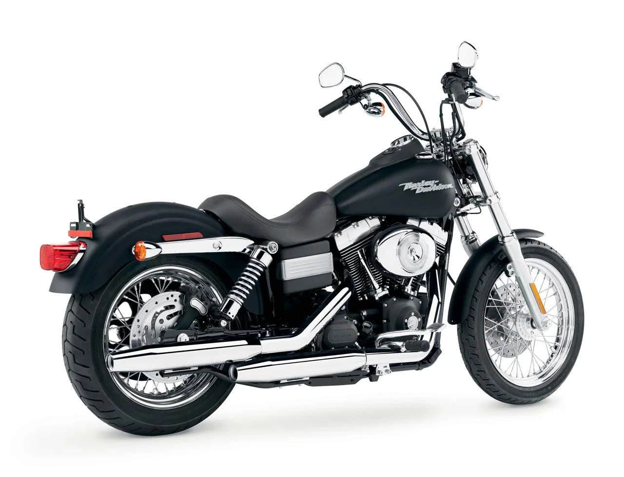 Harley-Davidson FXDBI Street Bob