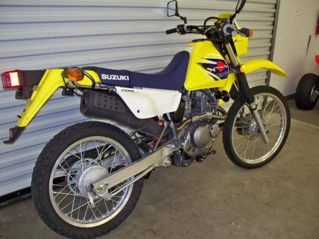 Suzuki DR 200 SE