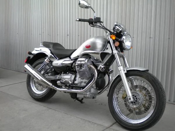 Moto Guzzi Nevada 750