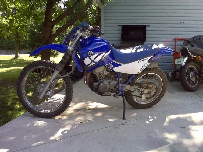 Yamaha TT-R 225