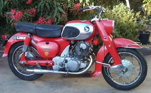 Honda Dream 305