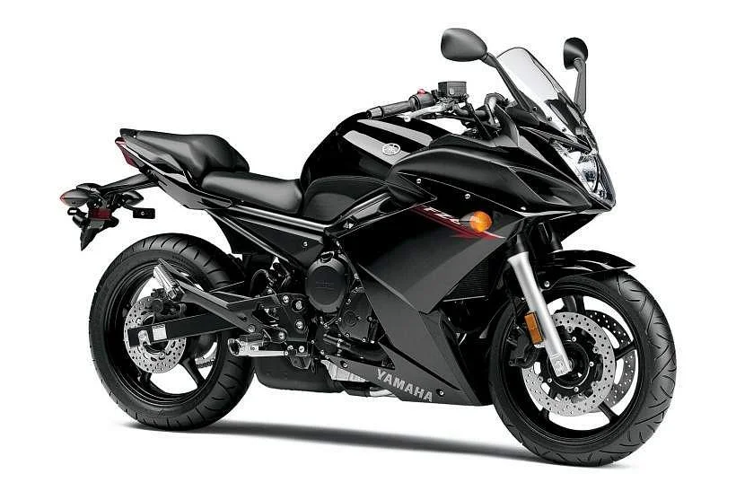 Yamaha FZ6R