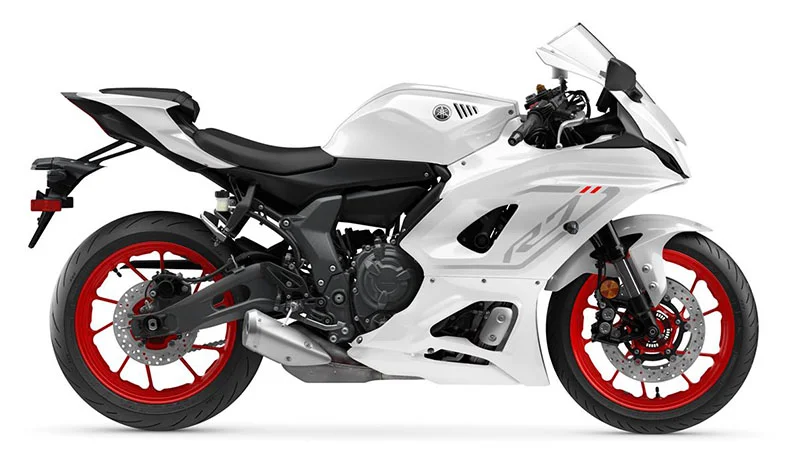 Yamaha R7