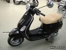 Vespa LX 125