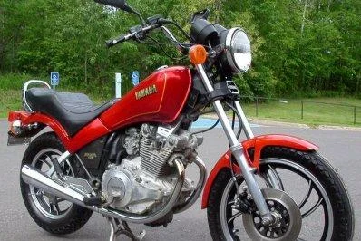Yamaha XS 400 DOHC