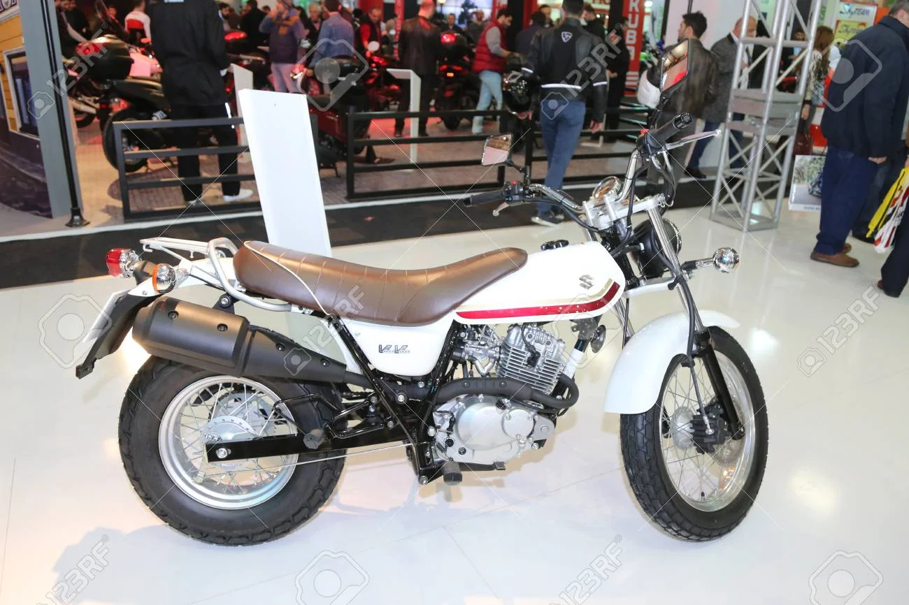 Suzuki VanVan 125
