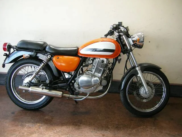Suzuki ST250 E type
