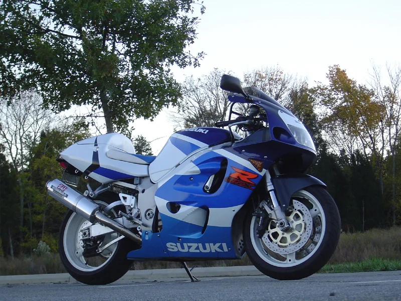 Suzuki GSX 750