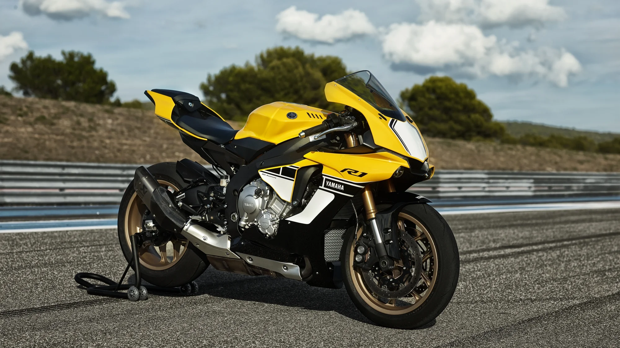 Yamaha YZF-R1 60th Anniversary