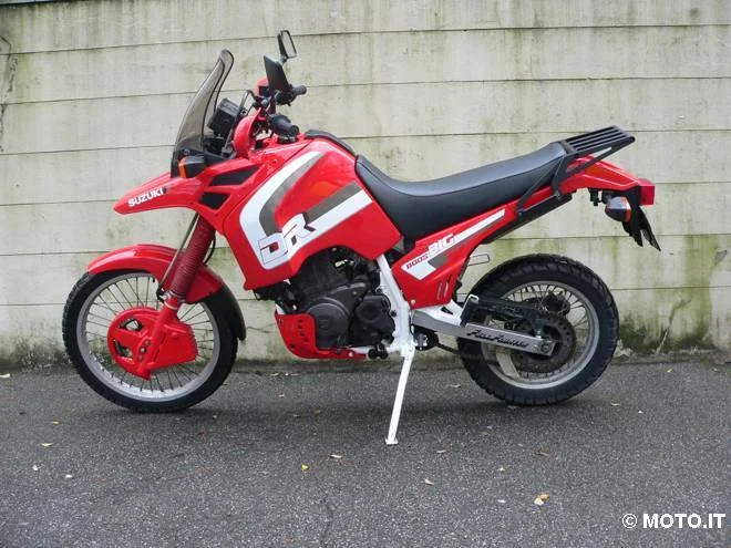 Suzuki DR 800 S