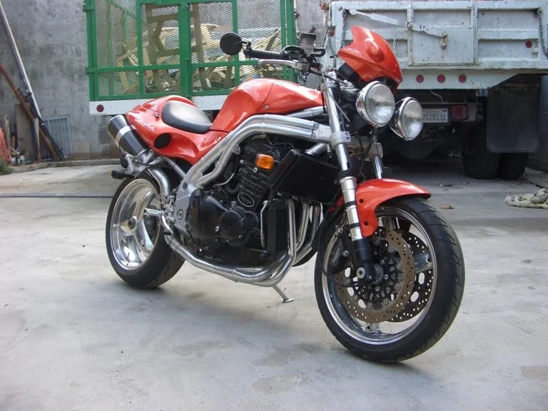 Triumph T509 Speed Triple