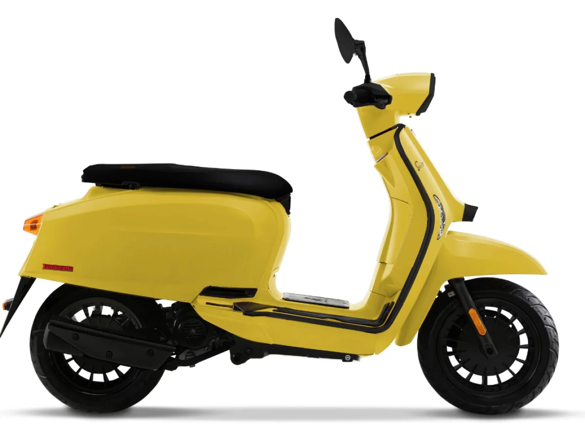 Lambretta V50 Special 2024