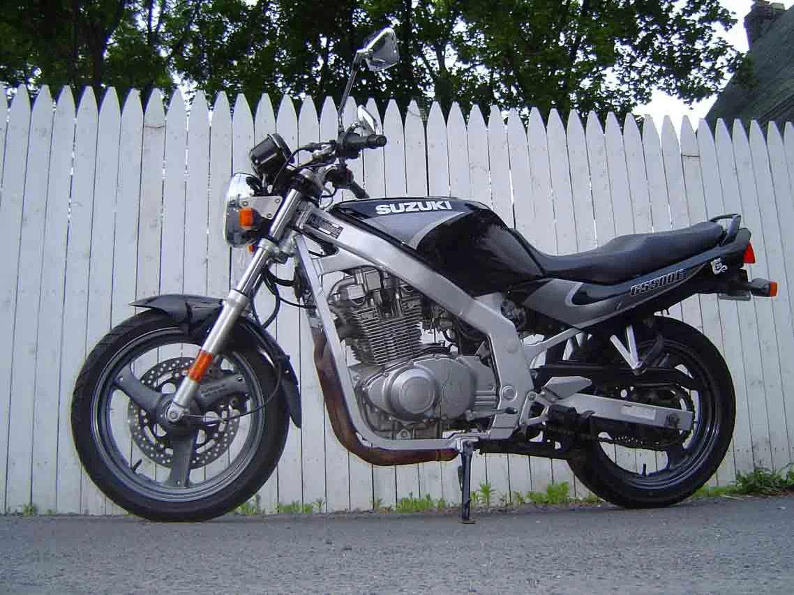 Suzuki GS 500 E