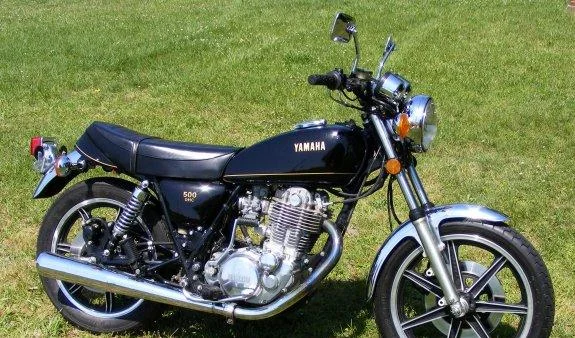 Yamaha SR 500