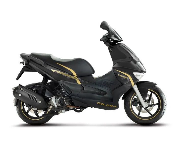 Gilera Runner 125 Black Soul 2016