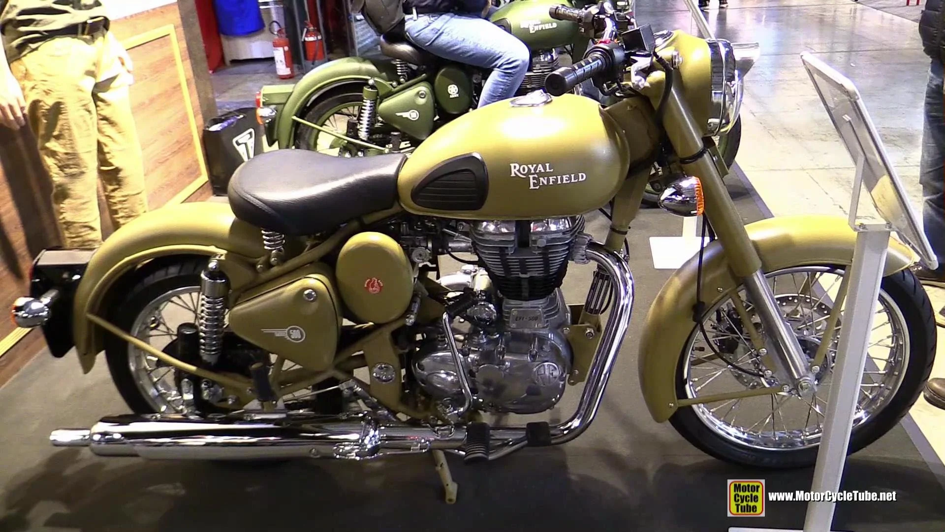 Enfield Classic Desert Storm