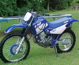 Yamaha TT-R 225
