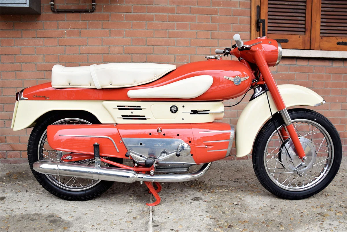 Aermacchi Chimera 175