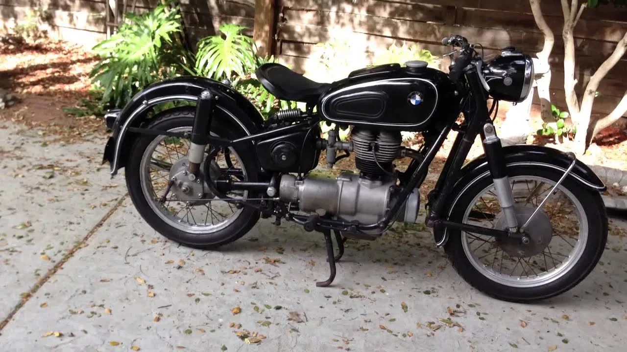 BMW R26