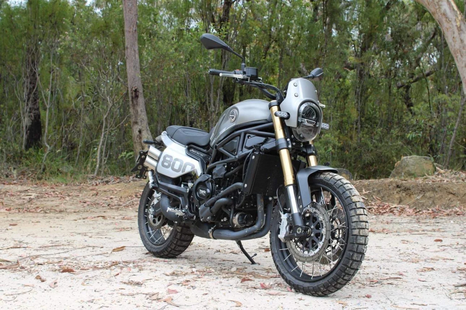 Benelli Leoncino 800 Trail