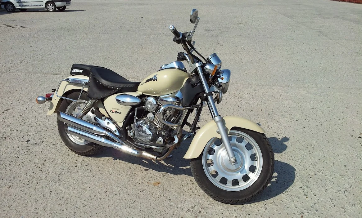 Keeway Superlight 150