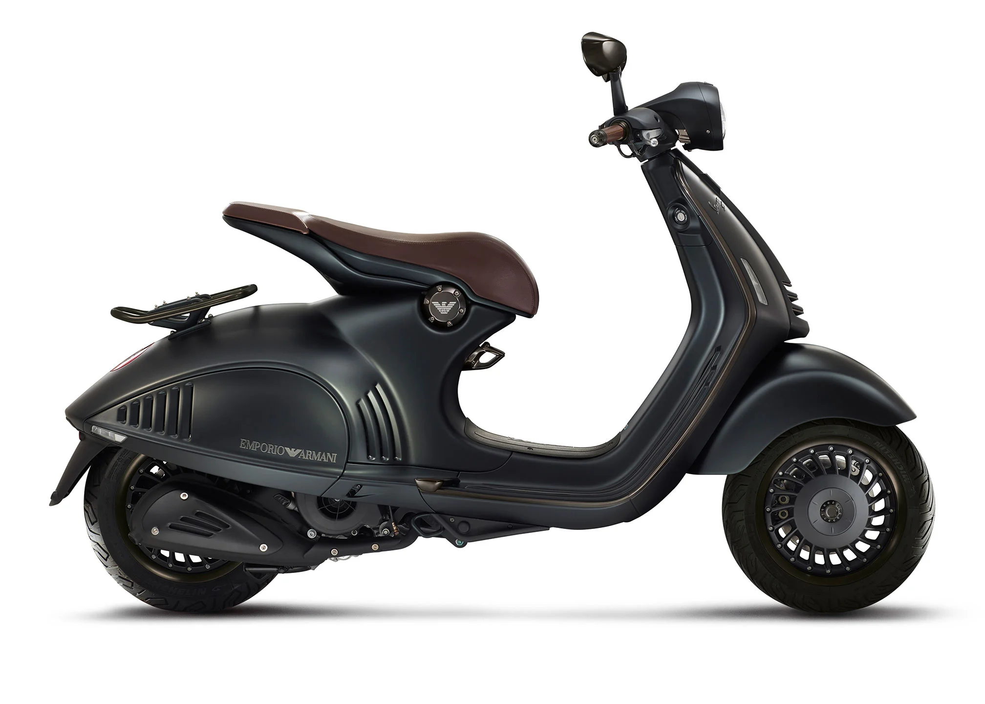 Vespa 946