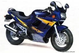 Suzuki GSX 600 F (reduced effect #2)