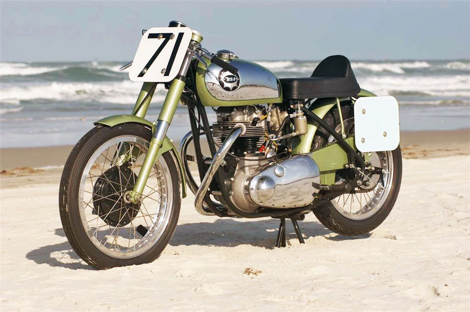 BSA Daytona Replica