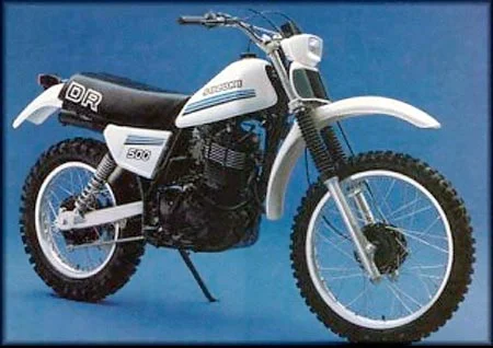 Suzuki DR 400 S