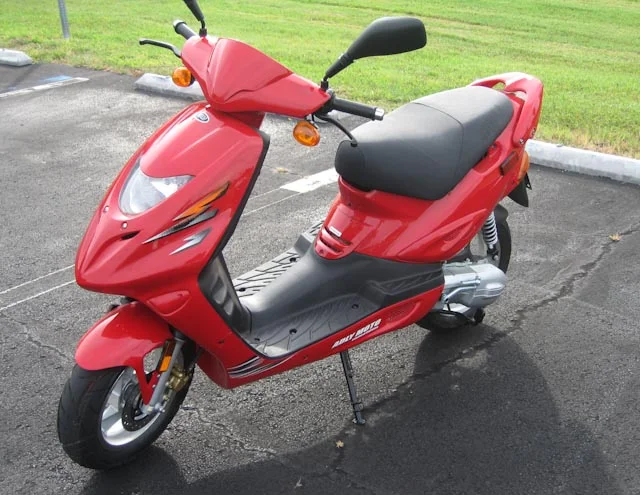Adly Thunder Bike 100