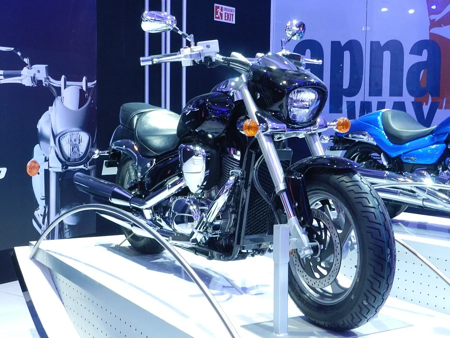 Suzuki Intruder C800