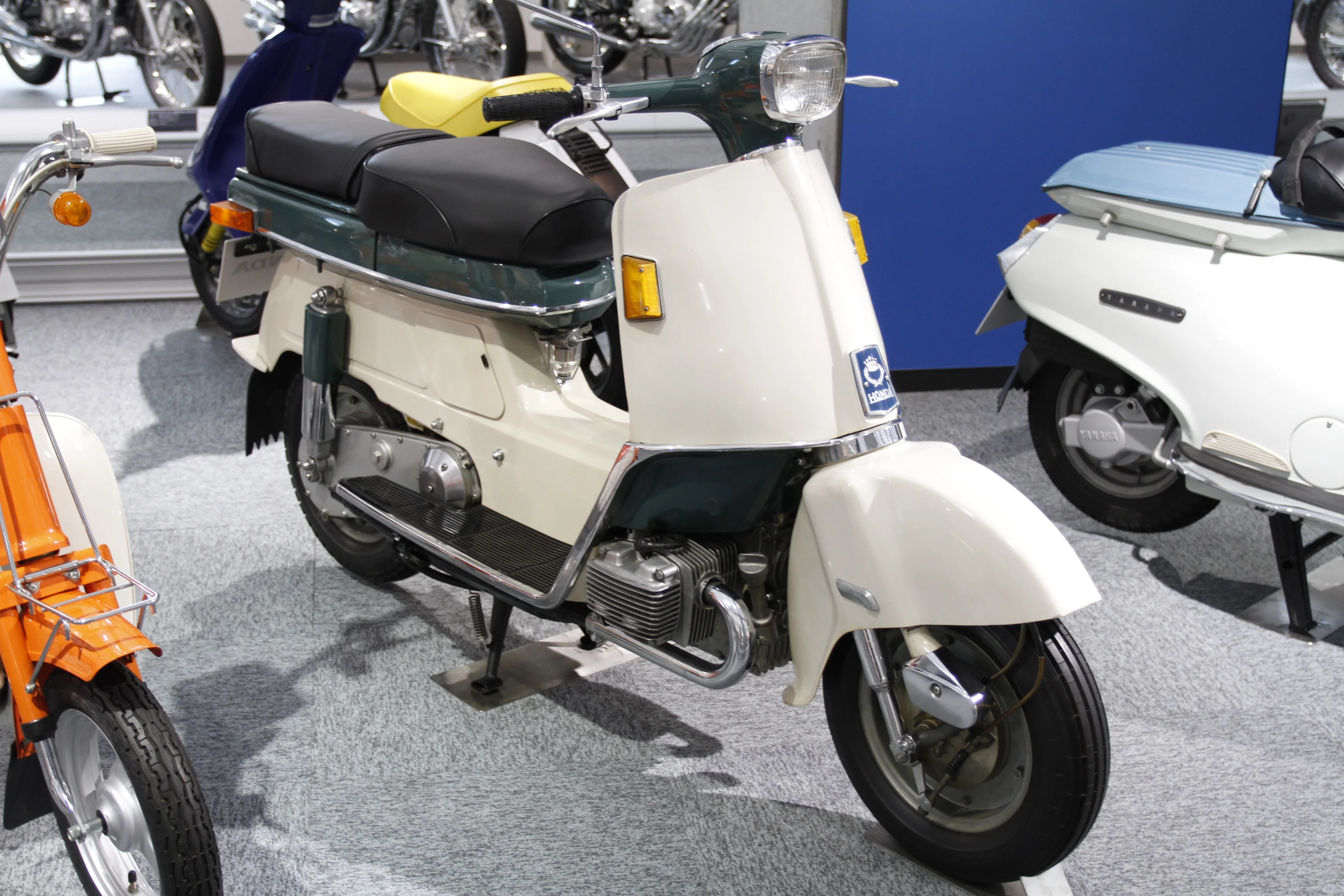 Honda Juno M80