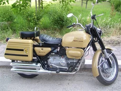 Moto Guzzi 500 Sahara