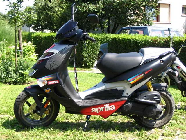 Aprilia SR 50 GP1 Race Replica