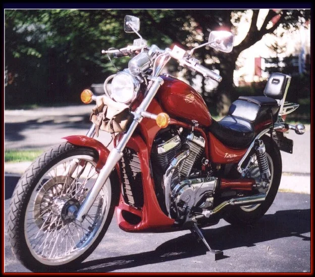 Suzuki VS 800 Intruder