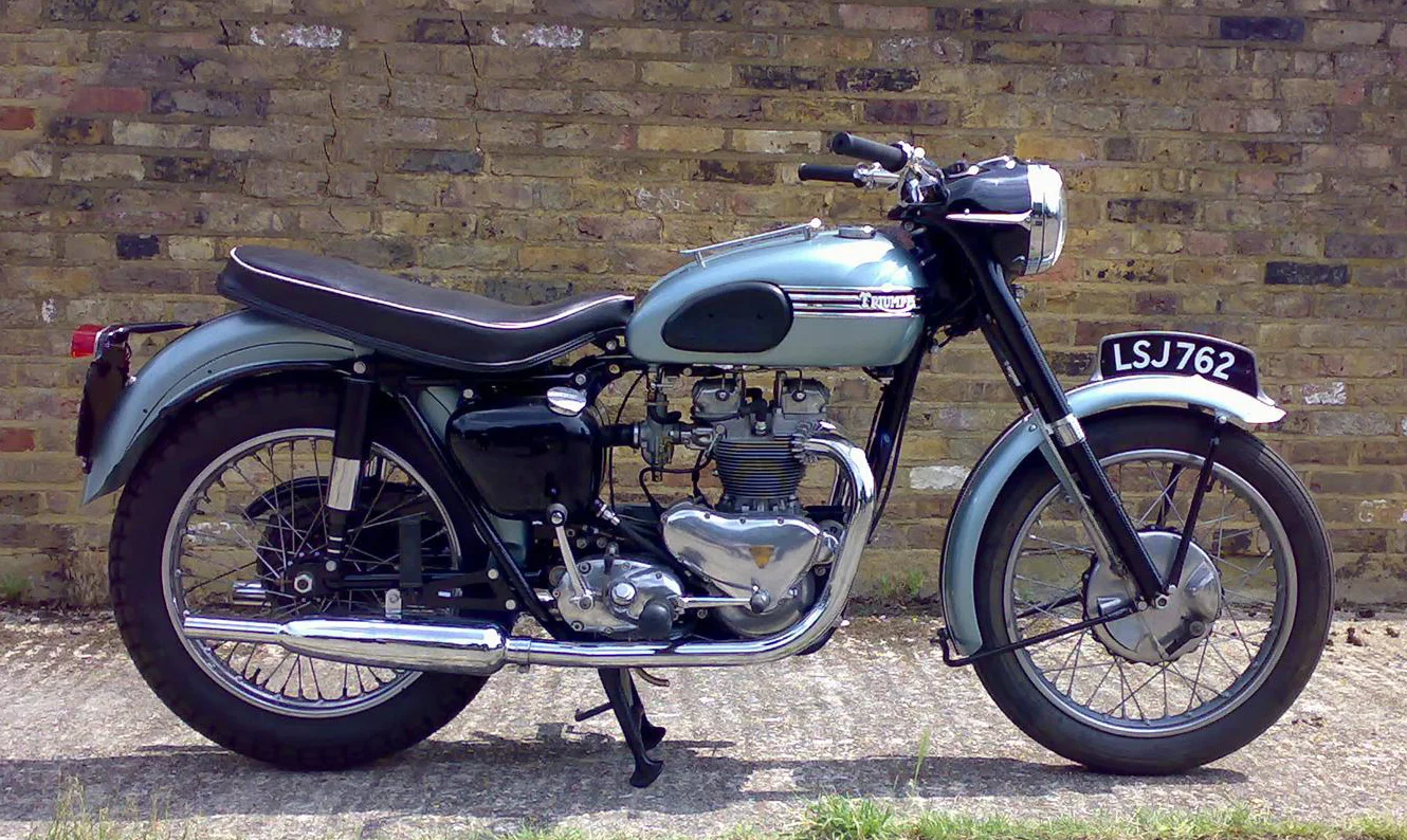 Triumph T100C