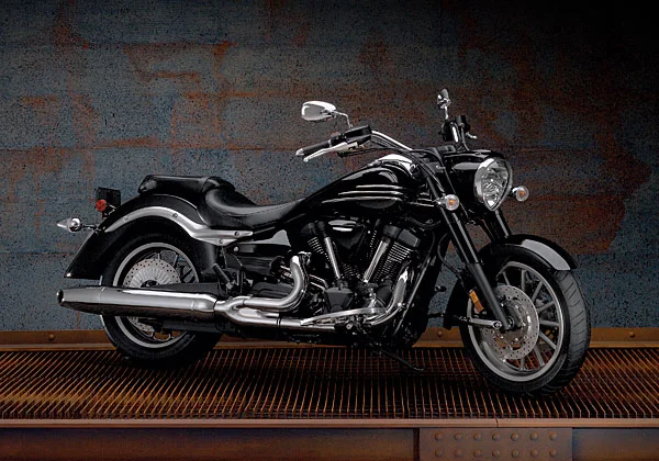 Yamaha Roadliner Midnight