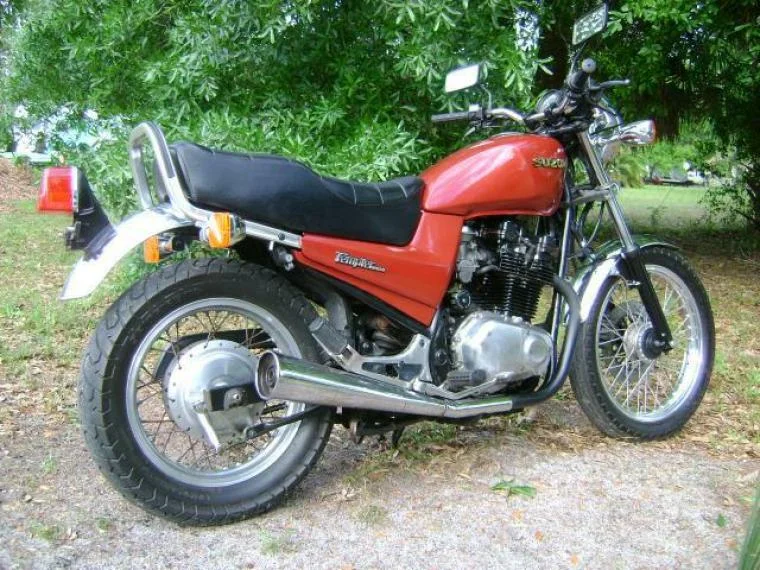 Suzuki GR 650 X