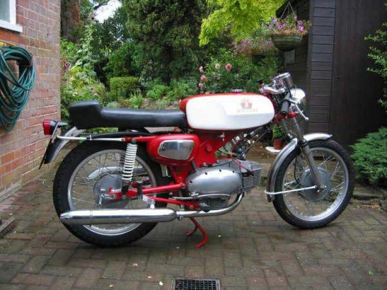 Motobi 250 Sprite 5