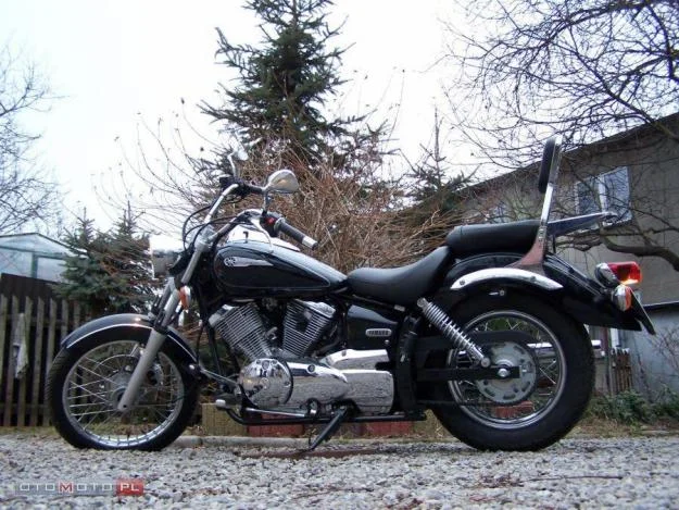 Yamaha XVS 250 Drag Star