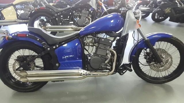 Johnny Malibu 320i 2013