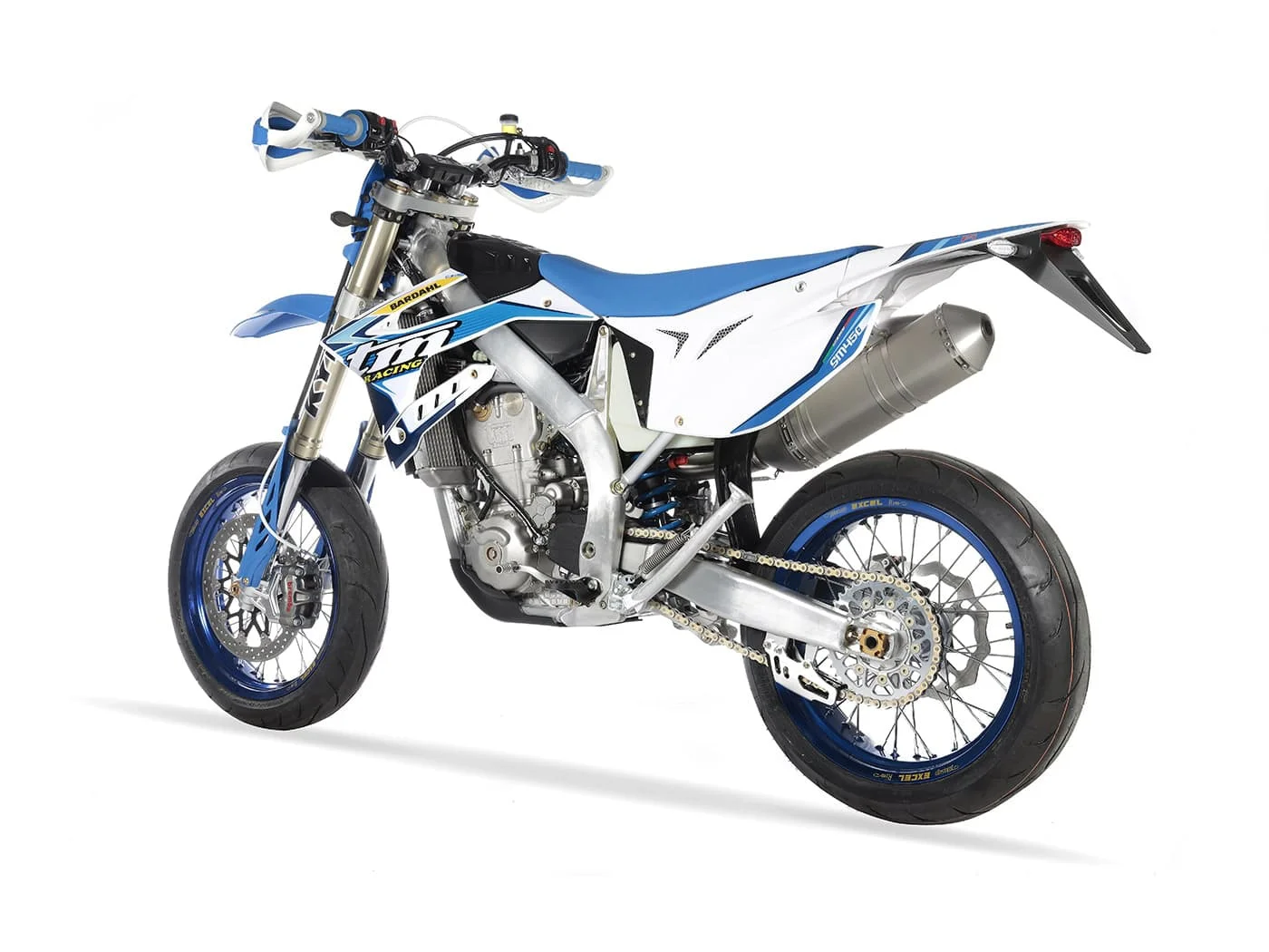 TM EN 450Fi 4T