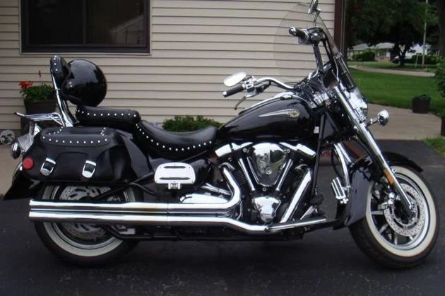Yamaha Road Star Midnight Silverado