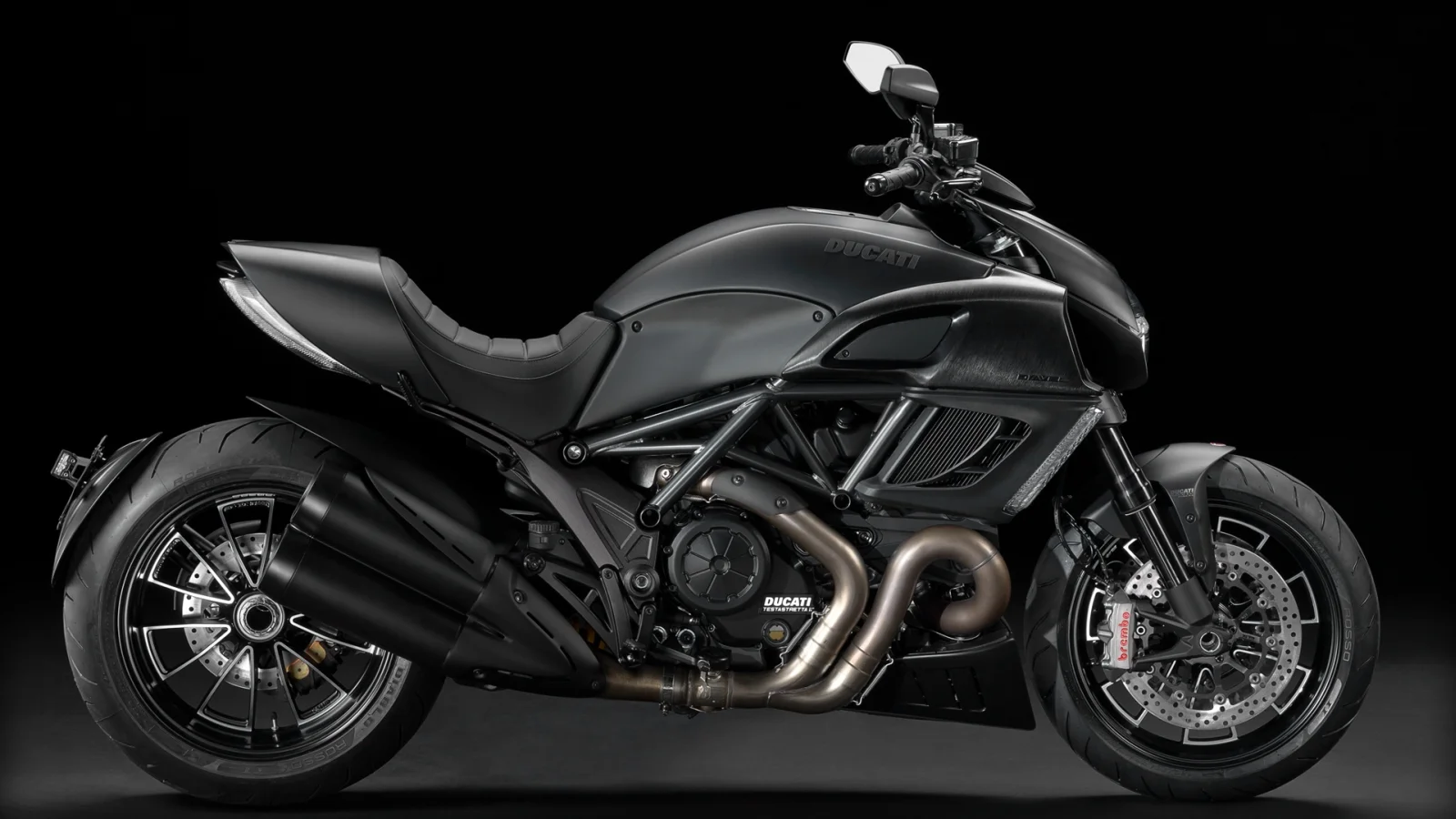 Ducati Diavel Dark