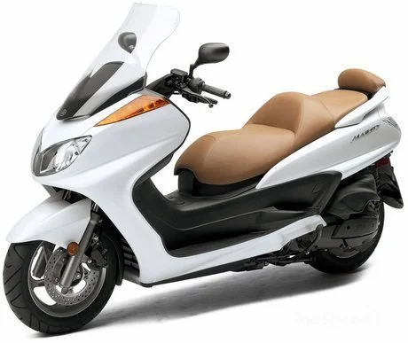 Yamaha Majesty